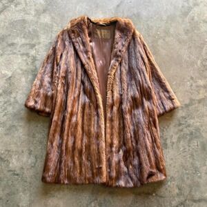 Beautiful Vintage Luxurious 1970s Mink Fur Coat